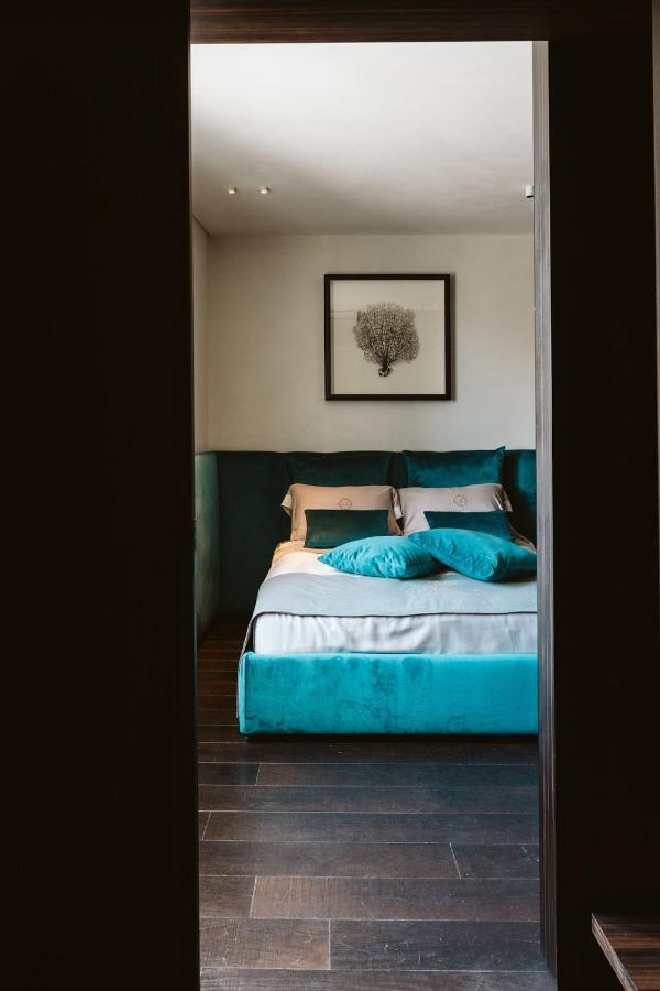 The Harbour - Luxury Living Bed & Breakfast Trani Exterior photo